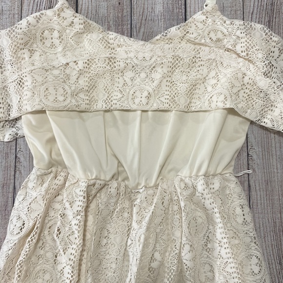 🌸 Clearance! 🌸 Rue 21 Cream Lace Spaghetti Strap Mini Dress Size Medium - Picture 7 of 9